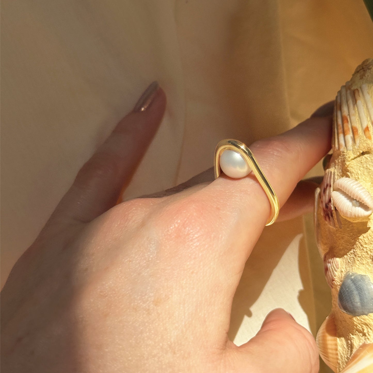 Floating Pearl Ring